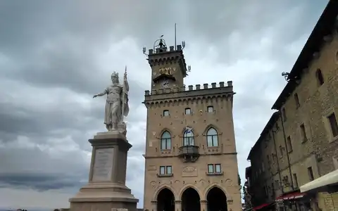 Pemandangan San Marino